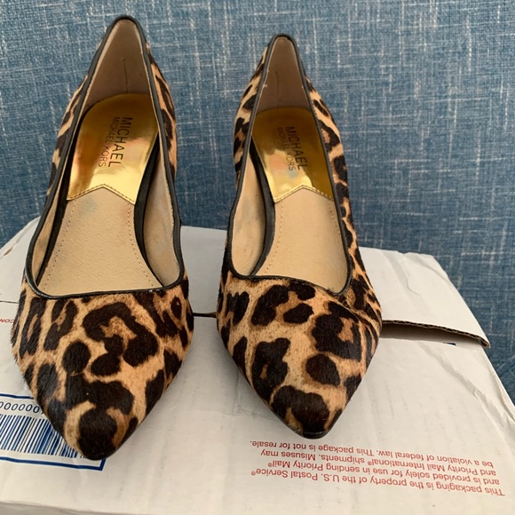 COPY - Michael Kors leopard print calf hair heels - Picture 3 of 12